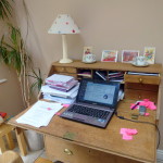 messy desk
